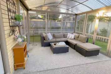 7 Galora Close, Flat Bush