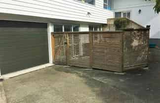 124A Taylor Terrace, Tawa