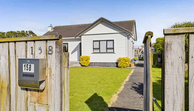 158 Tasman Street, Opunake