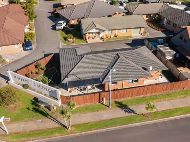 1/2 Mayfair Close, Whitianga