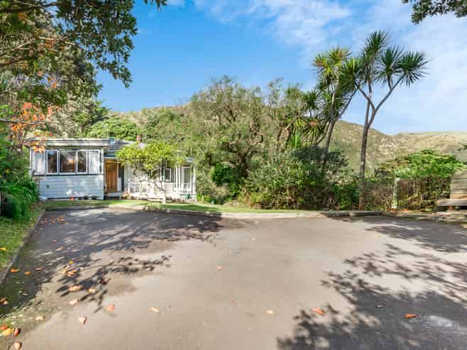 64 Wellington Road, Paekakariki