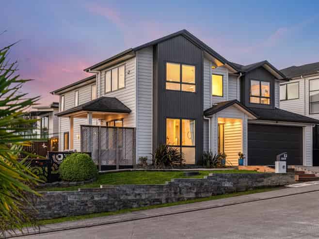 12 Franheim Crescent, Orewa