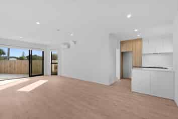 8/56 Salisbury Road, Birkdale