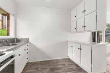 4/34 Eskdale Road, Birkdale