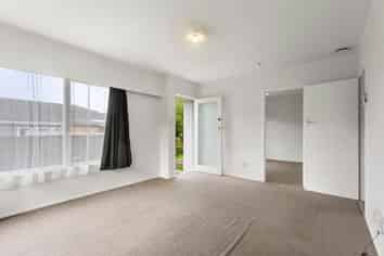 4/34 Eskdale Road, Birkdale