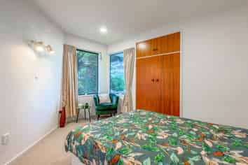 37 Otuturu Crescent, Thames
