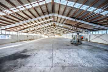 Standalone Industrial with Split Risk Potential
