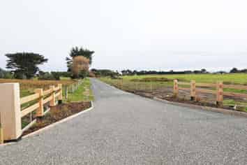 85 Otatara Road, Otatara