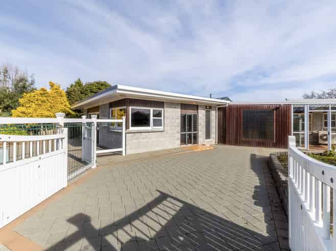 31 Hawkestone Road, Marton