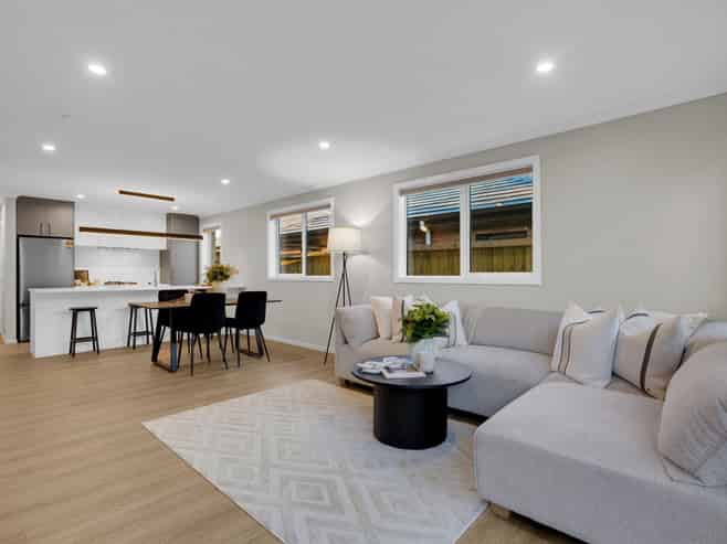 11 Waruhia Crescent, Rototuna North