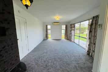 167 Henderson Valley Road, Henderson