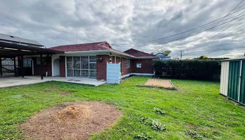 167 Henderson Valley Road, Henderson