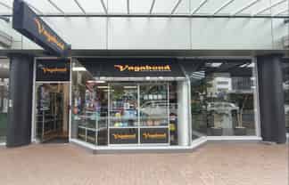 Prime Takapuna Retail - high-profile position