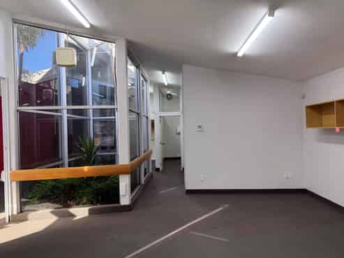 Prime office leasing with carparking