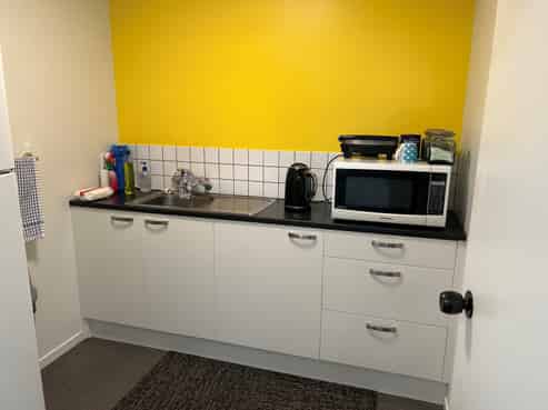 Prime office leasing with carparking