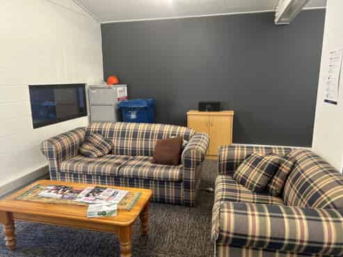 Prime office leasing with carparking