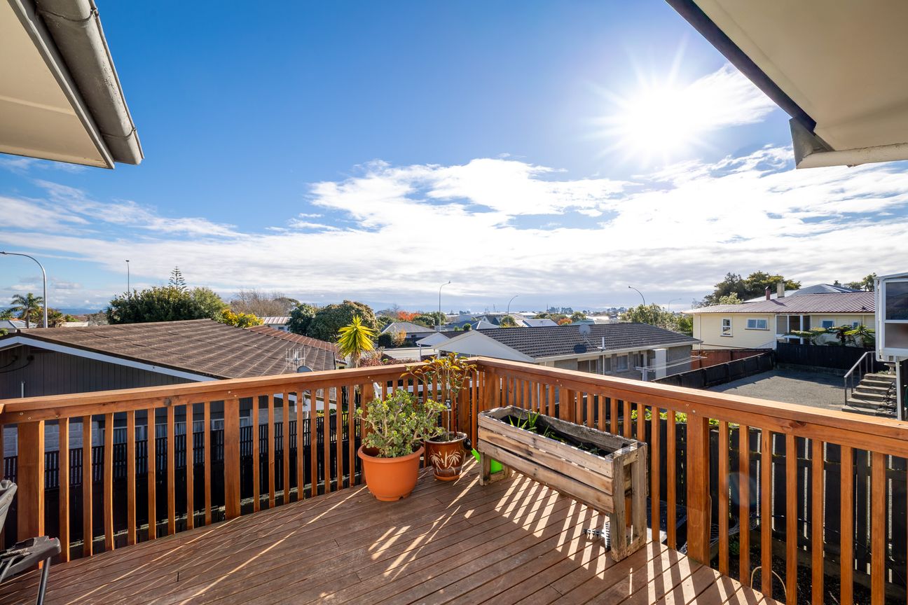Double Glazed, Spacious, & Move-In Ready! – pohled 2