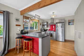 1/3 Douglas Road, Wakatu