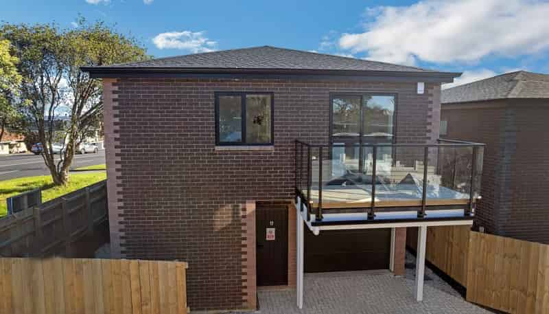 4/4253 Great North Road, Glendene