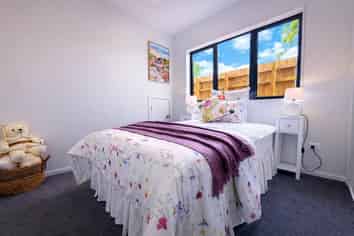 4/4253 Great North Road, Glendene