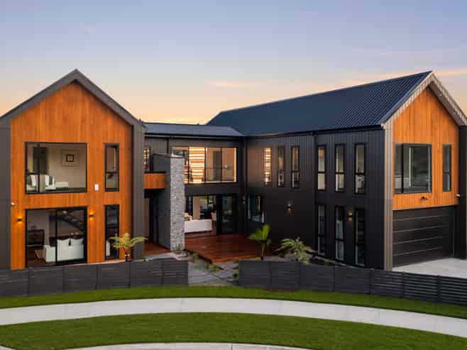 67 Streamview Way, Long Bay