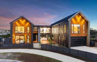 67 Streamview Way, Long Bay