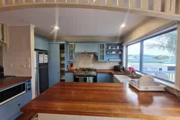 5 Pipi Dune, Whitianga