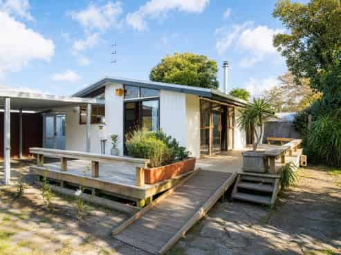 116 Oak Street, Mangapapa