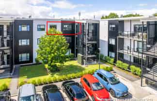 206/17 Vialou Street, Hamilton Central