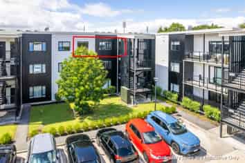 206/17 Vialou Street, Hamilton Central