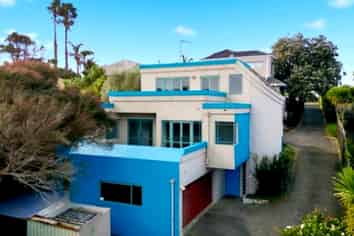 2/38 Gulf View Road, Murrays Bay