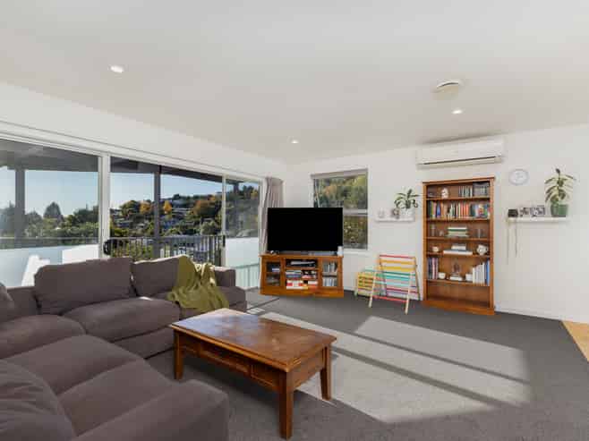 48 Douglas Road, Wakatu