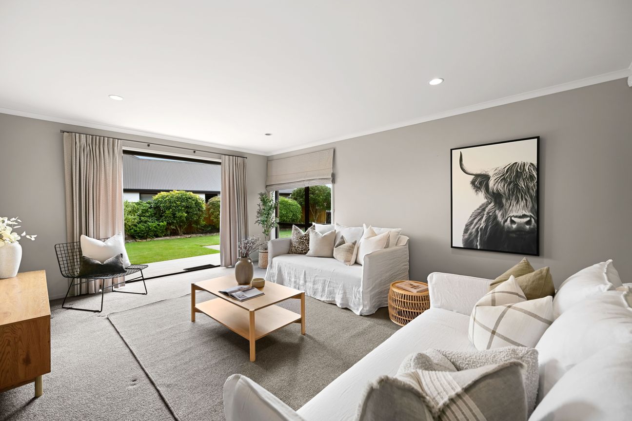 Owners Want To See The Sold Sign! - Altro