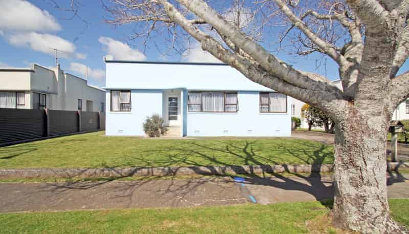 6 Exeter Street, Brooklands