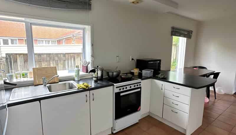 D/6 Wesley Avenue, Mount Albert