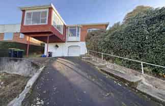 26 Seaview Terrace, Kew