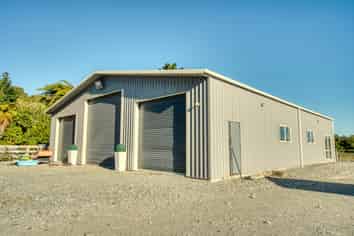 169 Coulson Road, Paroa