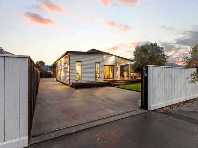 82 McBratneys Road, Dallington