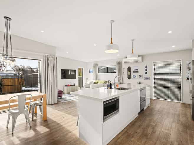 82 McBratneys Road, Dallington