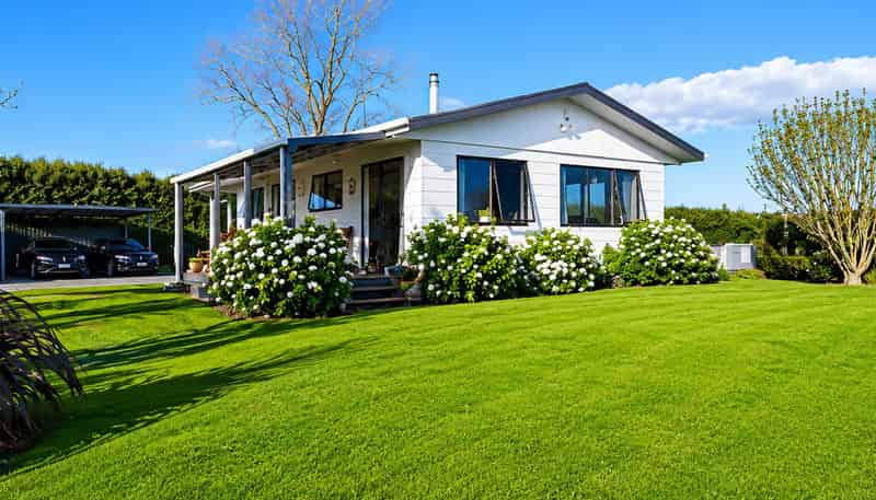 195 Keith Road, TE KAUWHATA