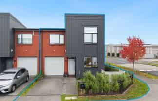 25 Orona Place, Waiata Shores, Conifer Grove