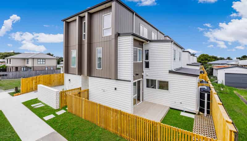 1/36 Halsey Road, Manurewa