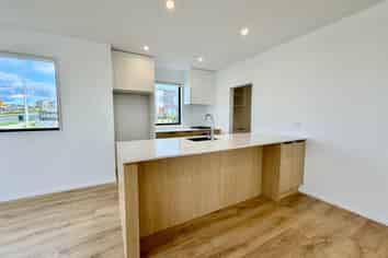 1 Karamu Street, Flat Bush