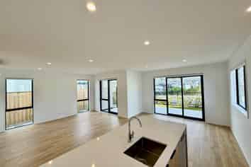 1 Karamu Street, Flat Bush