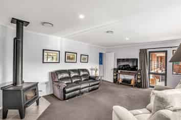 745 Two Chain Road, Swannanoa