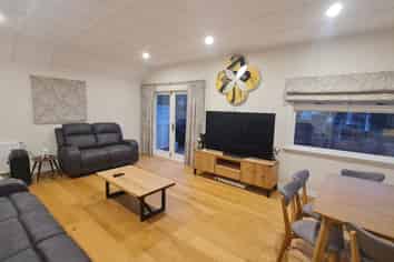 3a Box Hill, Khandallah