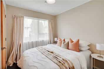 76A Kahikatea Drive, Melville