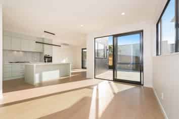 B/27 Nutsey Avenue, Northcote