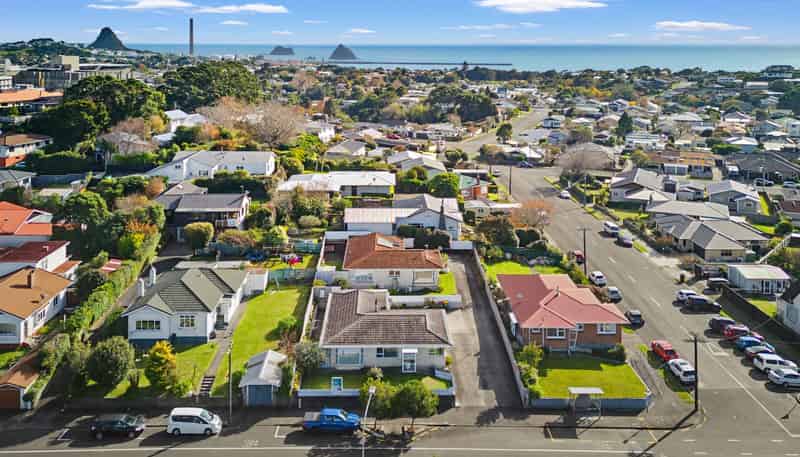 66 Tukapa Street, Westown
