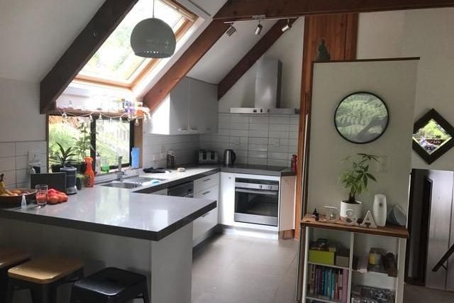 Charming Family Home in Titirangi - Widok 2
